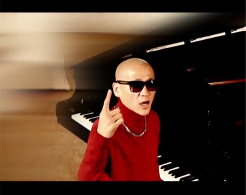 “Ice top” хамтлагийн реппер Хаагий хүндээр өвчилжээ